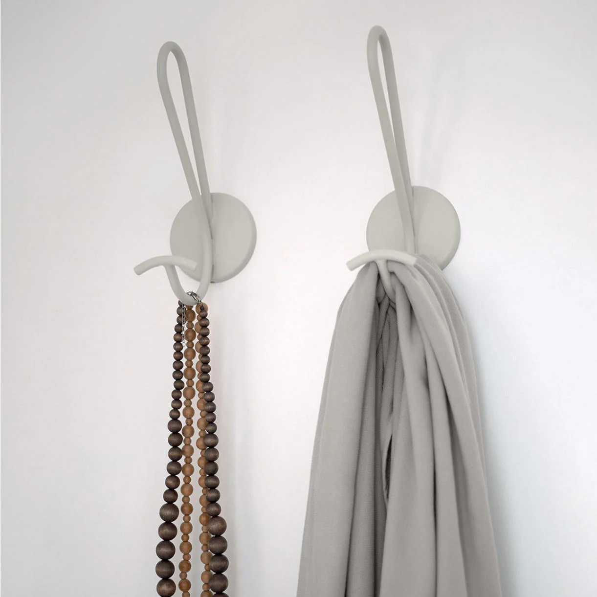 Acrobate Peg Coat Hook