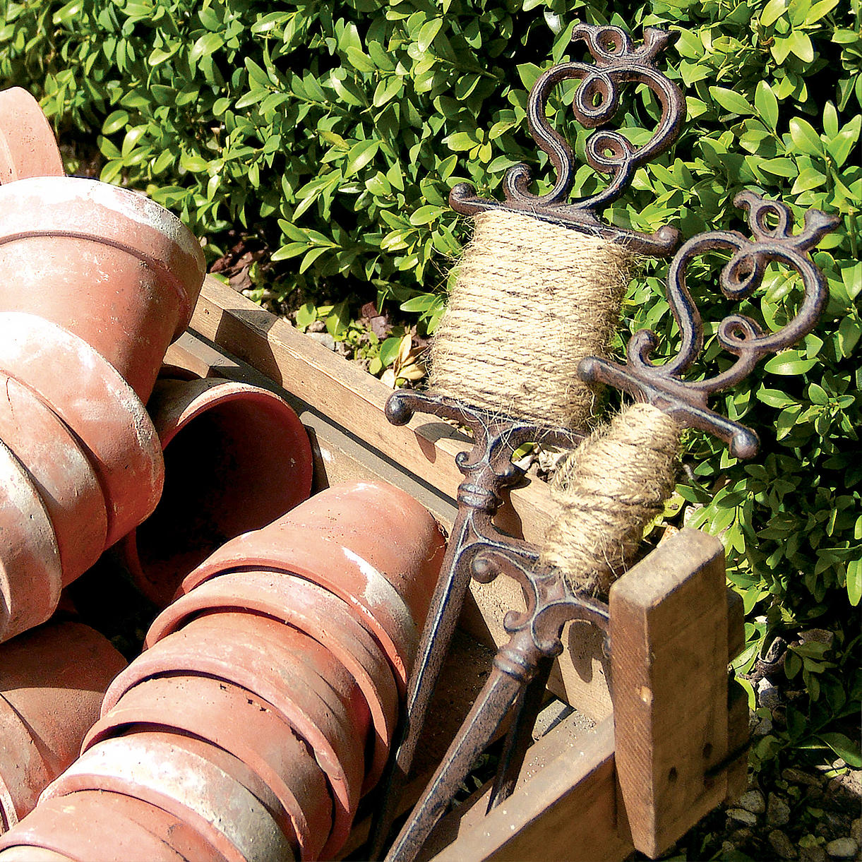 Antiqued Garden Line - Image 3