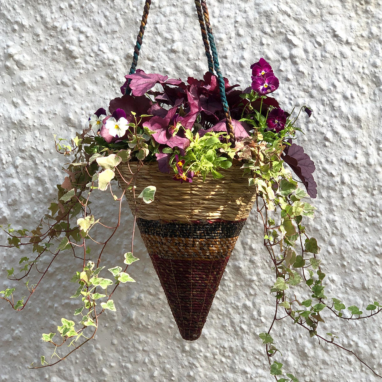 Artisanal Hanging Baskets - Image 3