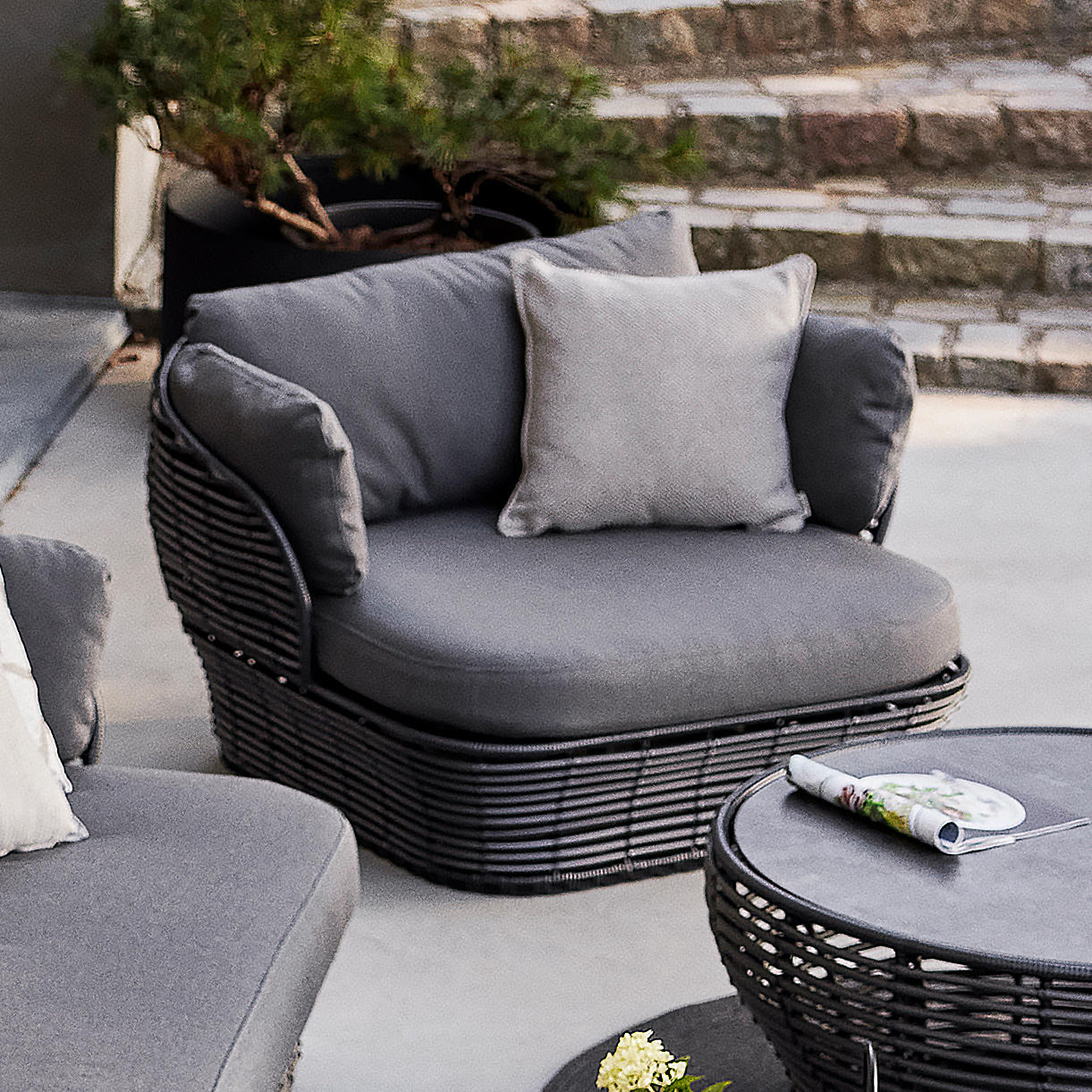 Basket Lounge Garden Chair - Image 2