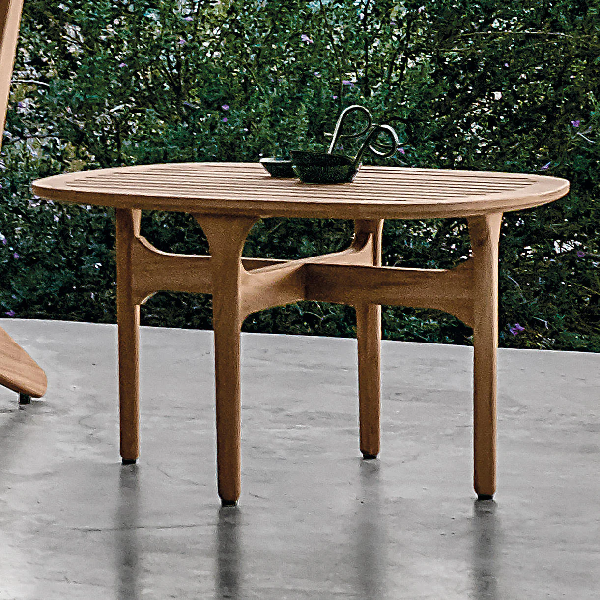 Bay Side Table