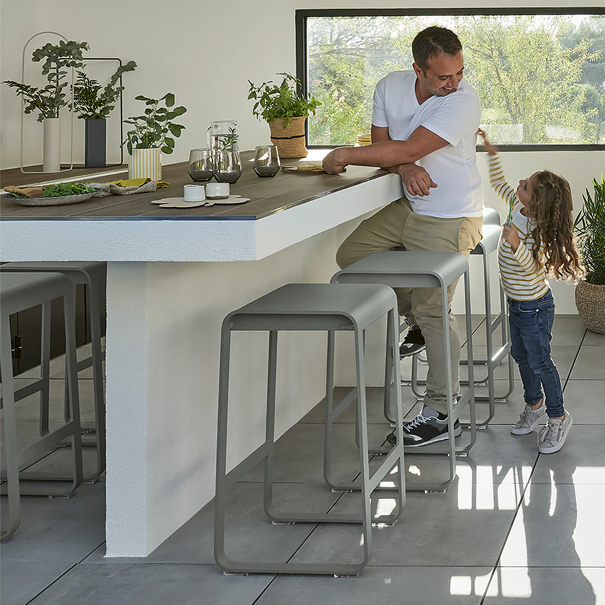 Bellevie High Stool - Image 5