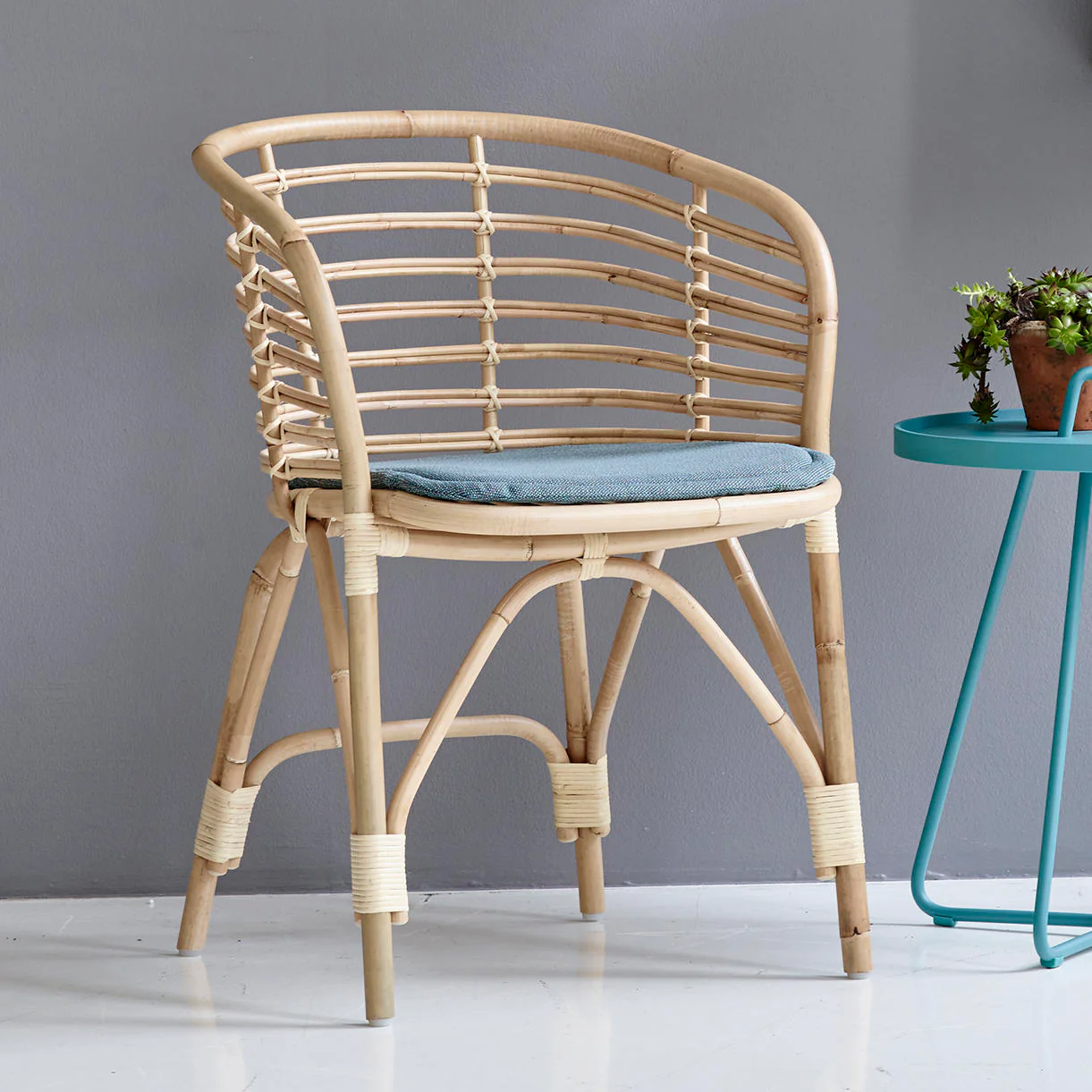 Blend Indoor Chair - Image 2