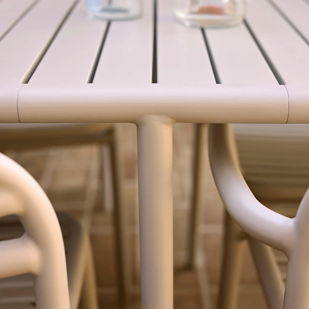 Bliss Outdoor Dining Table Extension inc Leg