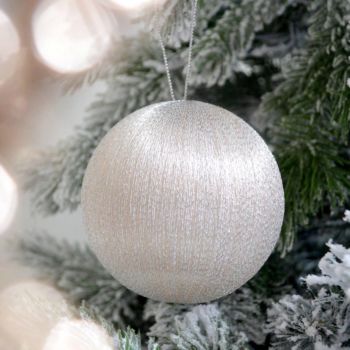 Metallic Spun Thread Bauble - Image 3
