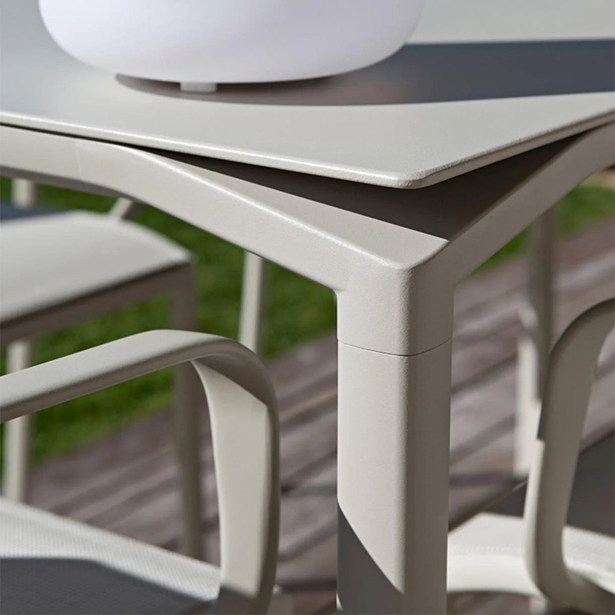 Calvi High 160 x 80cm Table - Image 3
