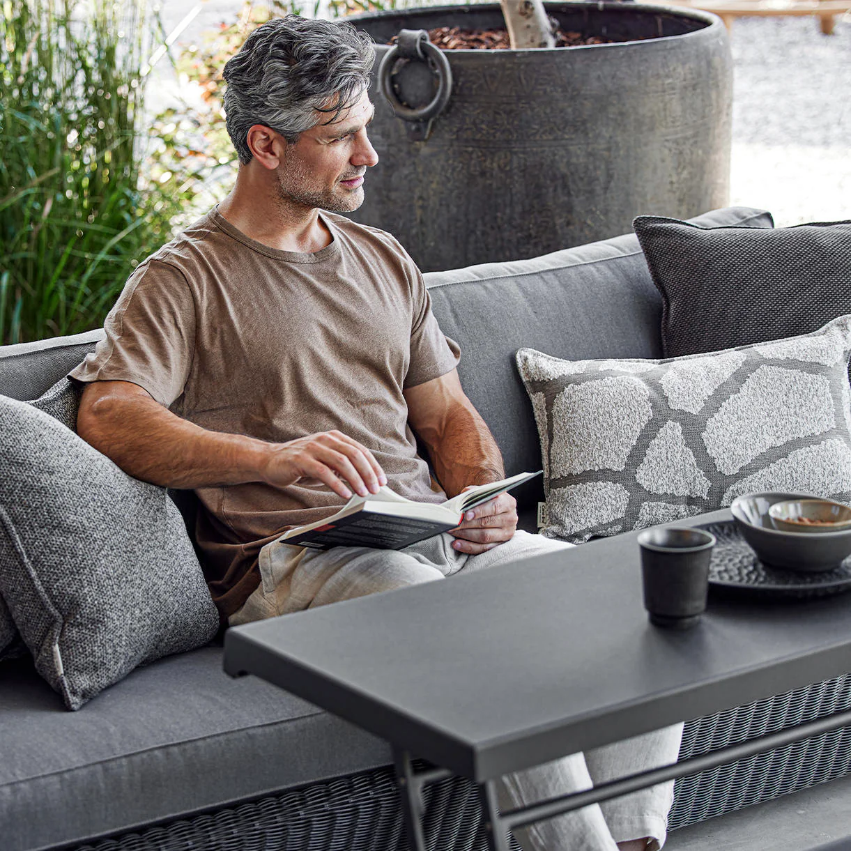 Chill-Out Small Coffee Table