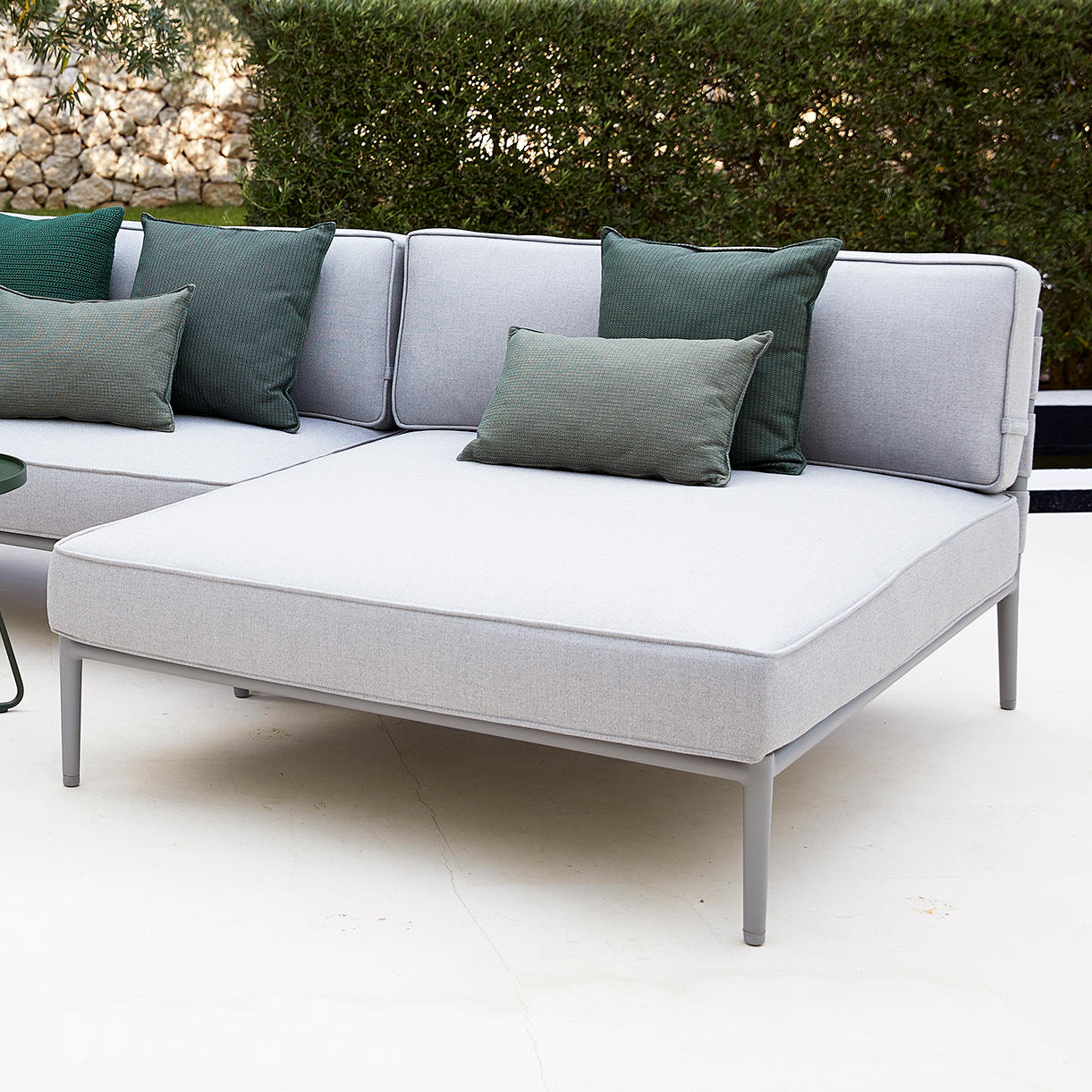 Conic Air Touch Daybed Module