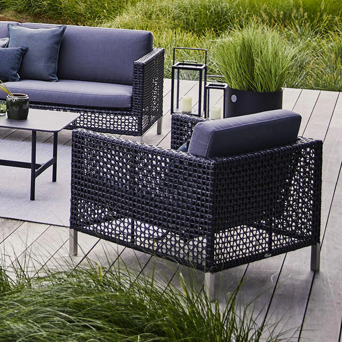 Connect Lounge Chair Open Weave