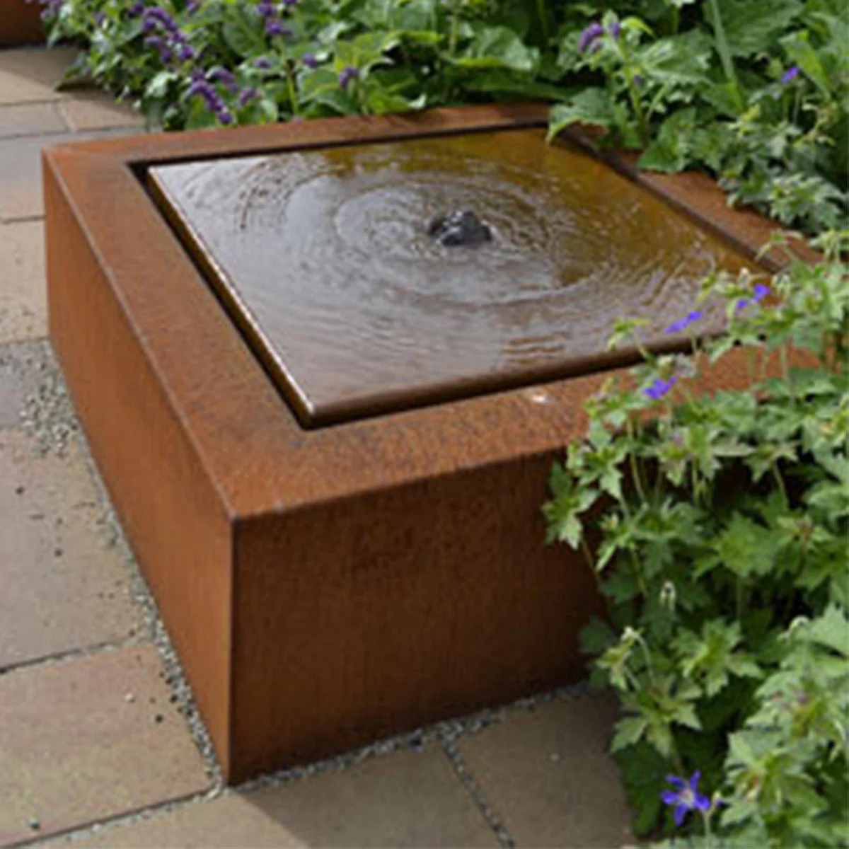 Corten Square Water Feature with Fountain - Image 4