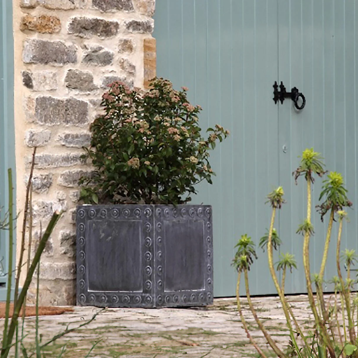 Cromwell Square Planter