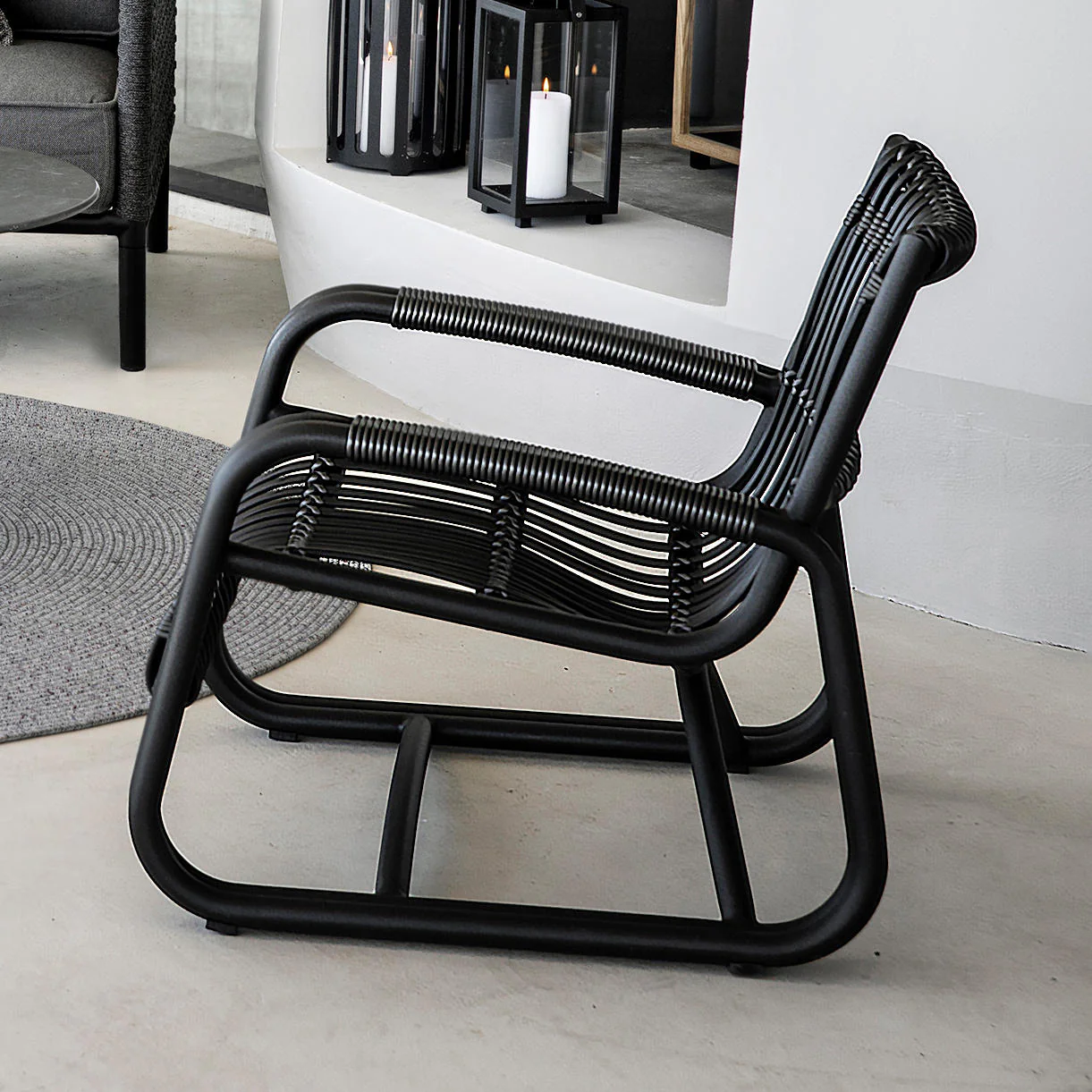 Curve Outdoor Lounge Chair - Image 2