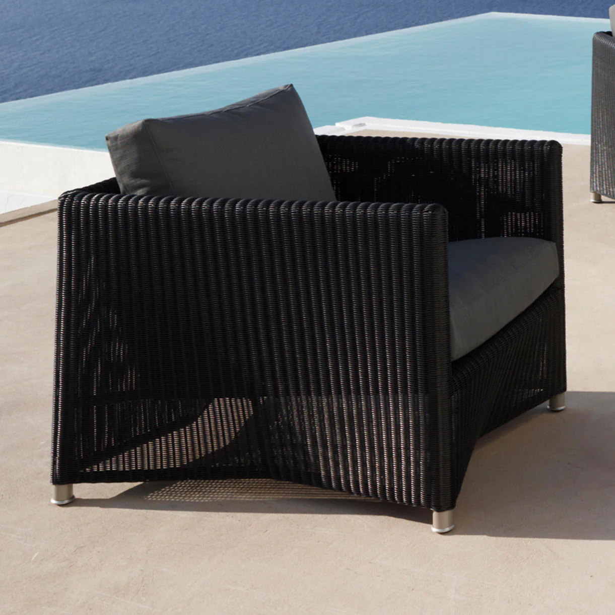 Diamond Weave Lounge Chair