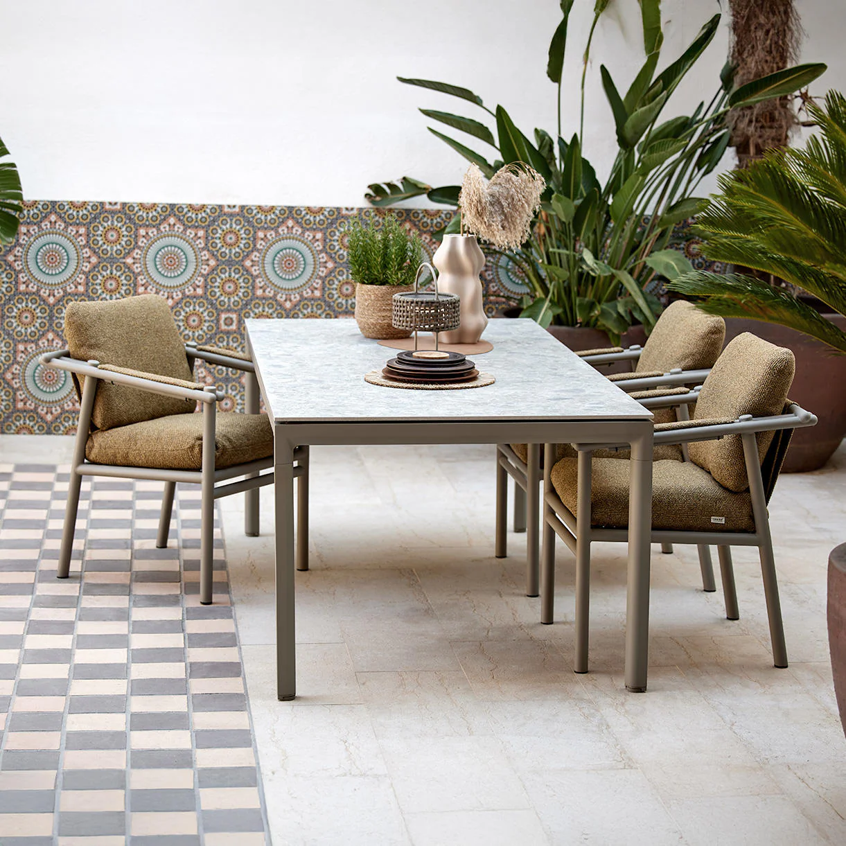 Drop 200 x 100 Dining Table Base with Floating Top - Image 3
