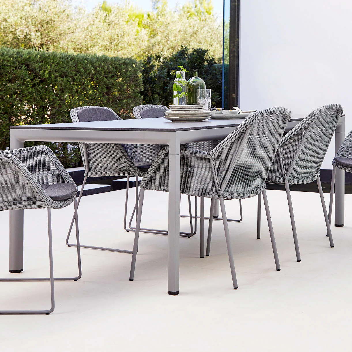 Drop 200x100cm Dining Table - Image 4