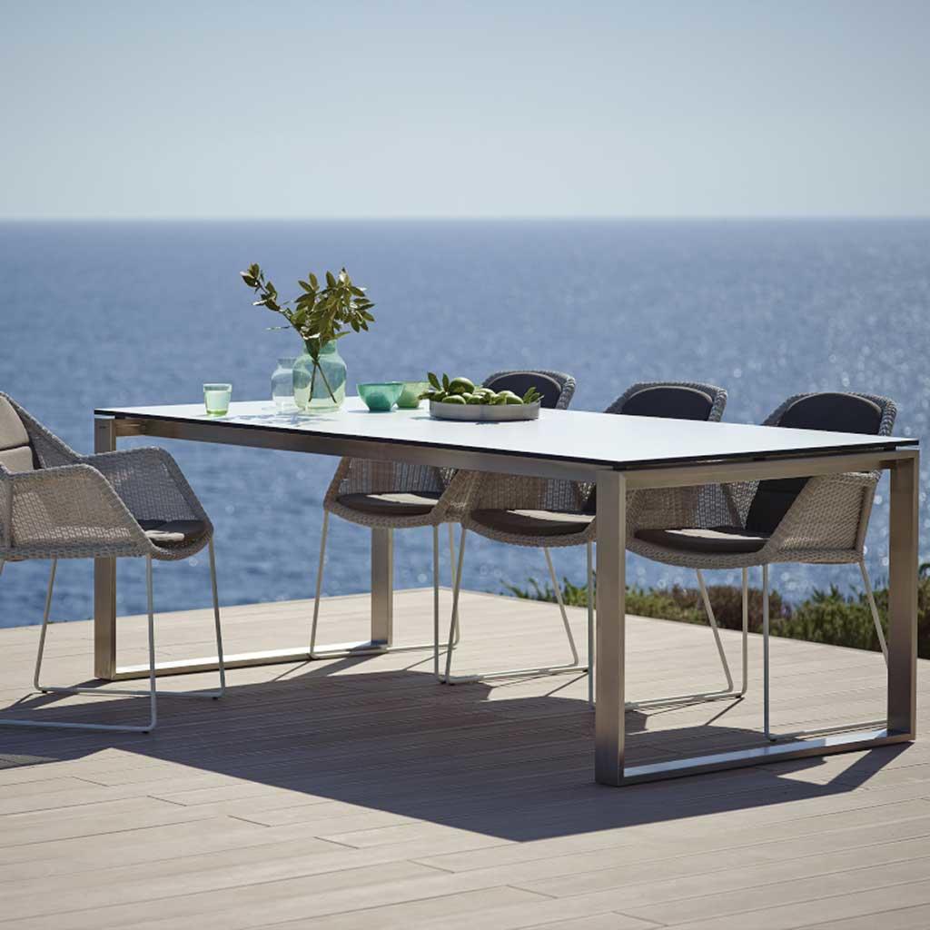 Edge Dining Table