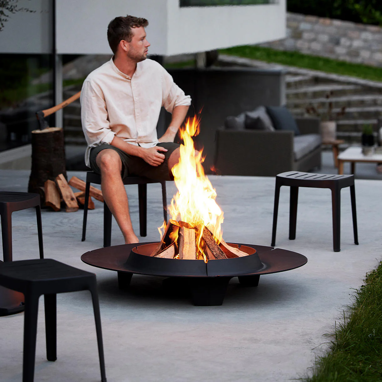 Ember Large Fire Pit - Image 2