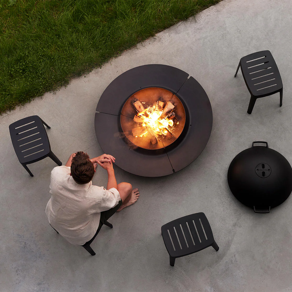 Ember Large Fire Pit - Image 4