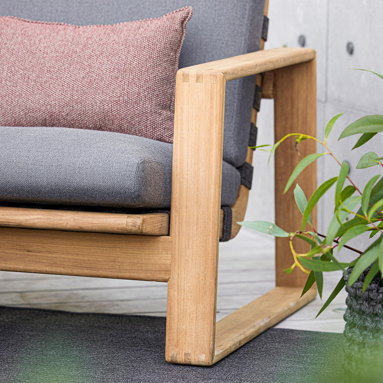 Endless Soft 2-Seater Sofa - Image 3