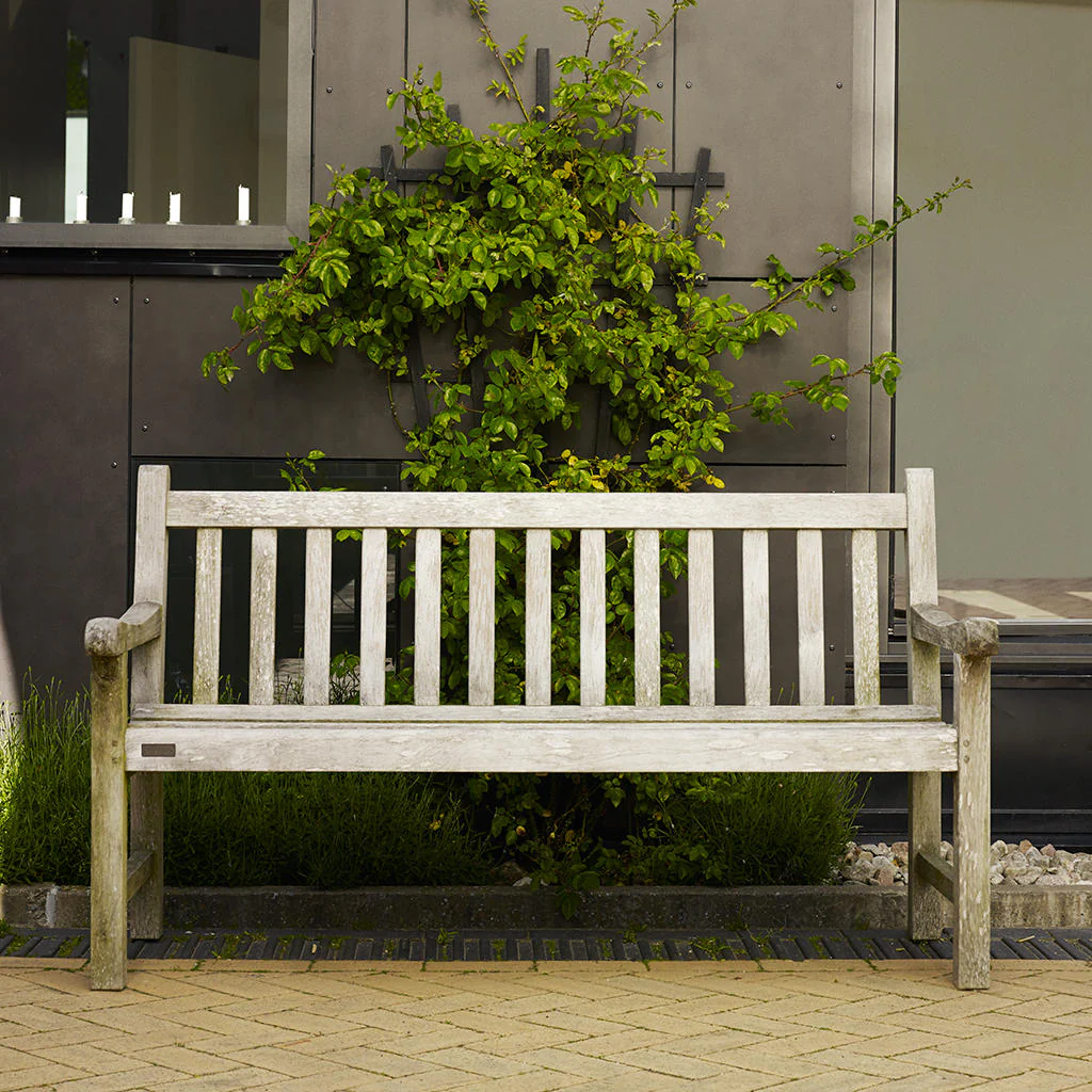 England Benches - Image 3