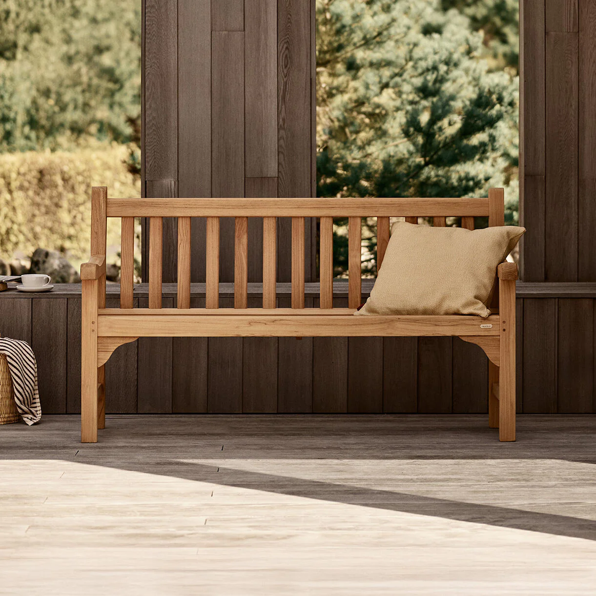 England Benches - Image 6