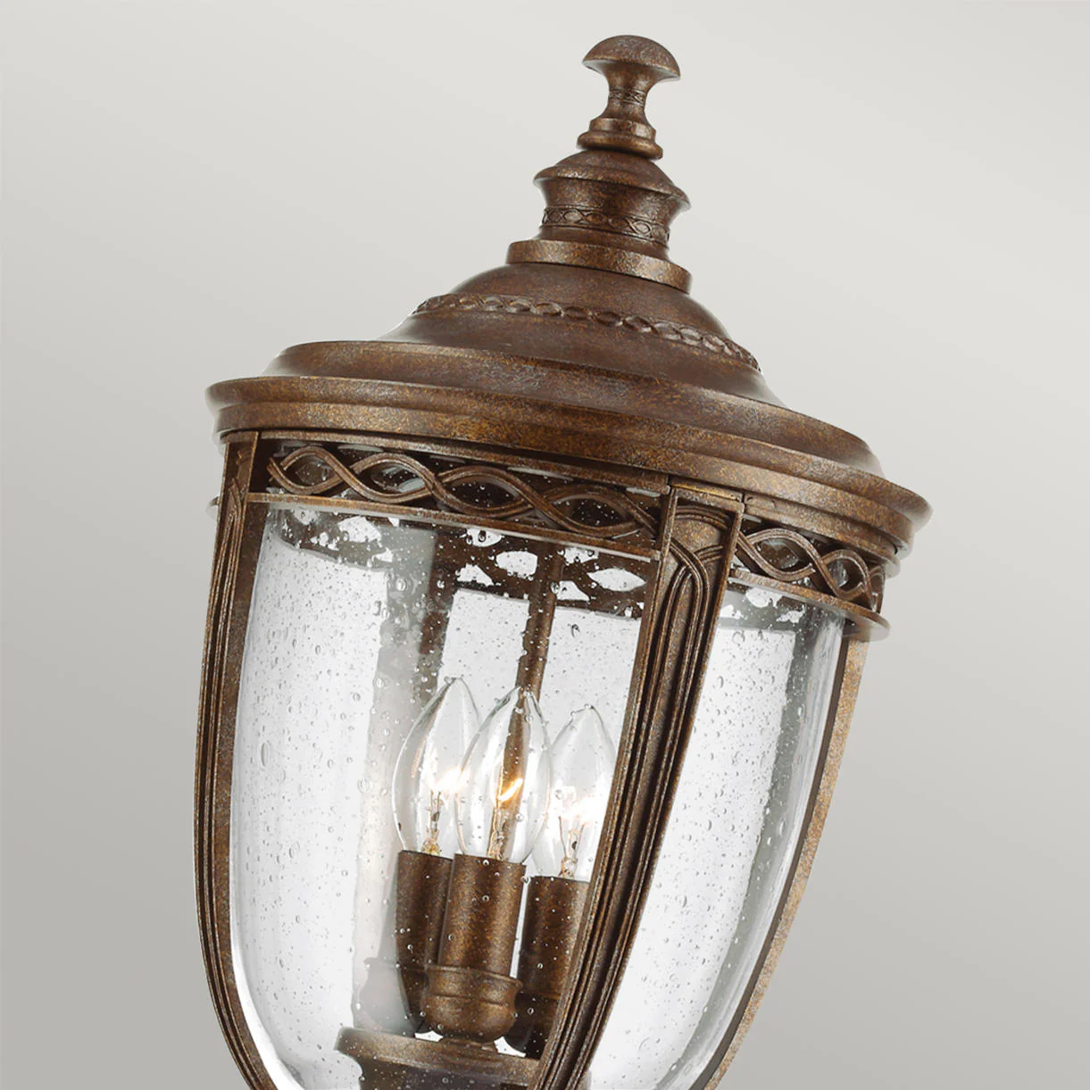 English Bridle Outdoor Post Lantern - Image 2