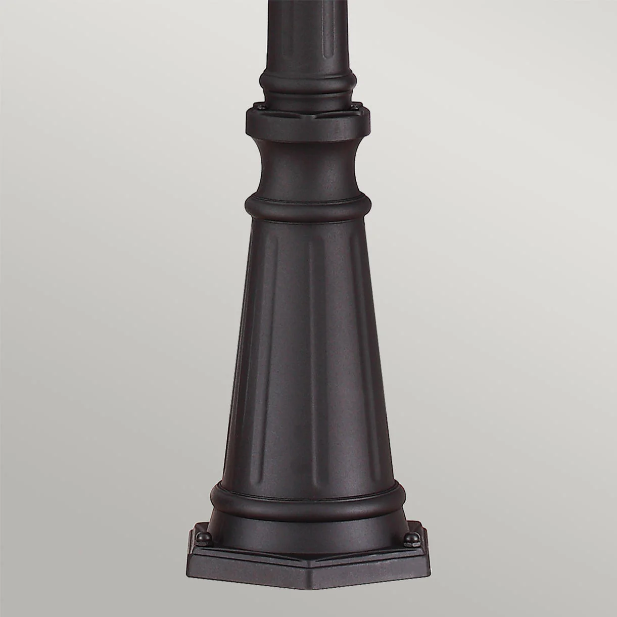 English Bridle Outdoor Post Lantern - Image 4