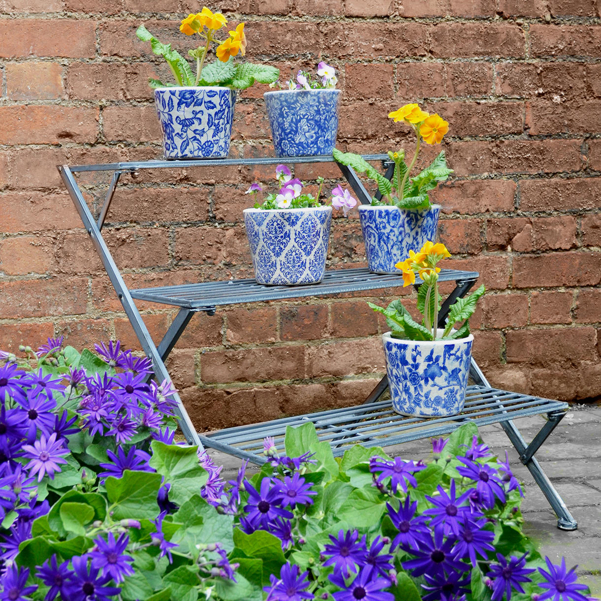 Etagere Plant Theatre