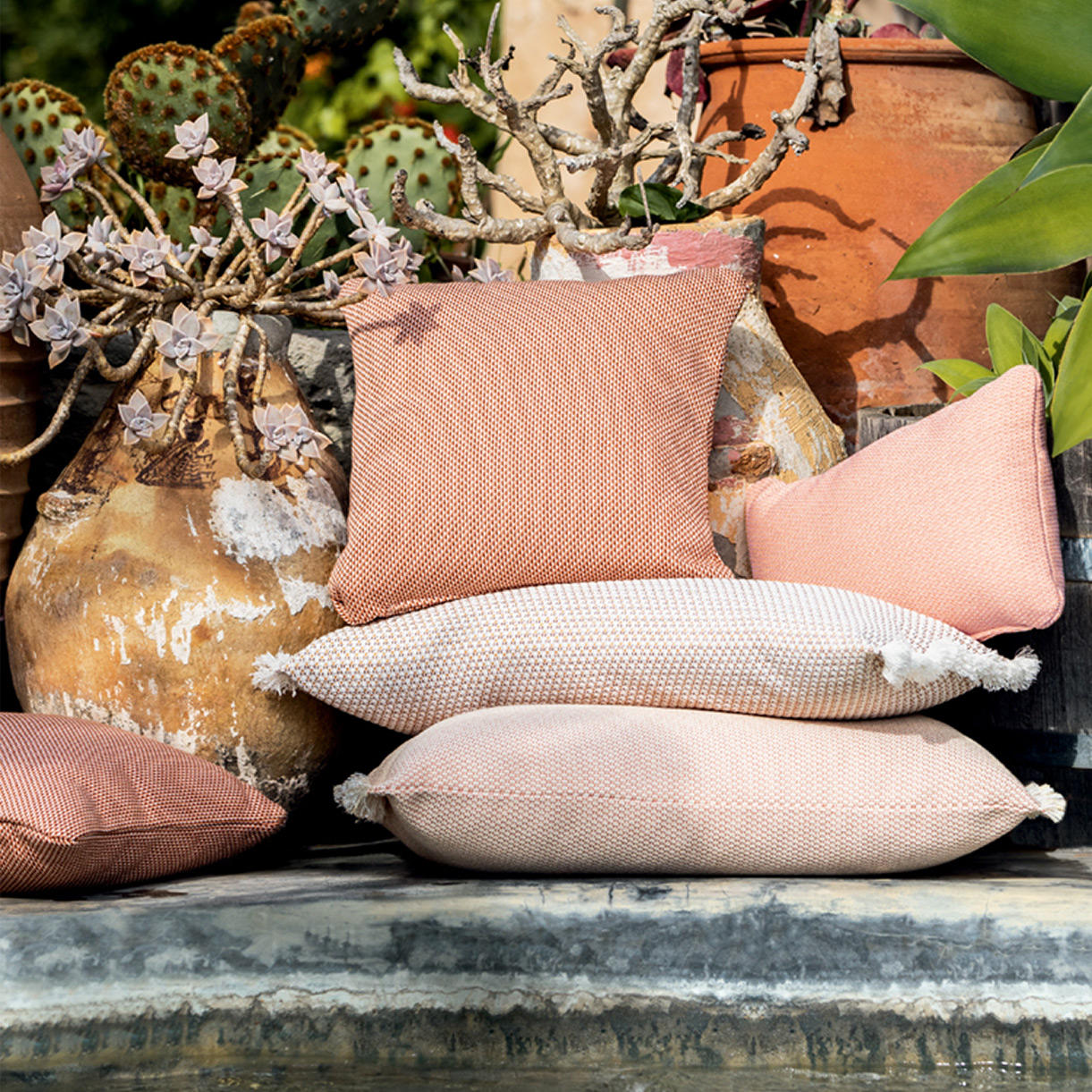 Evasion Outdoor Cushion