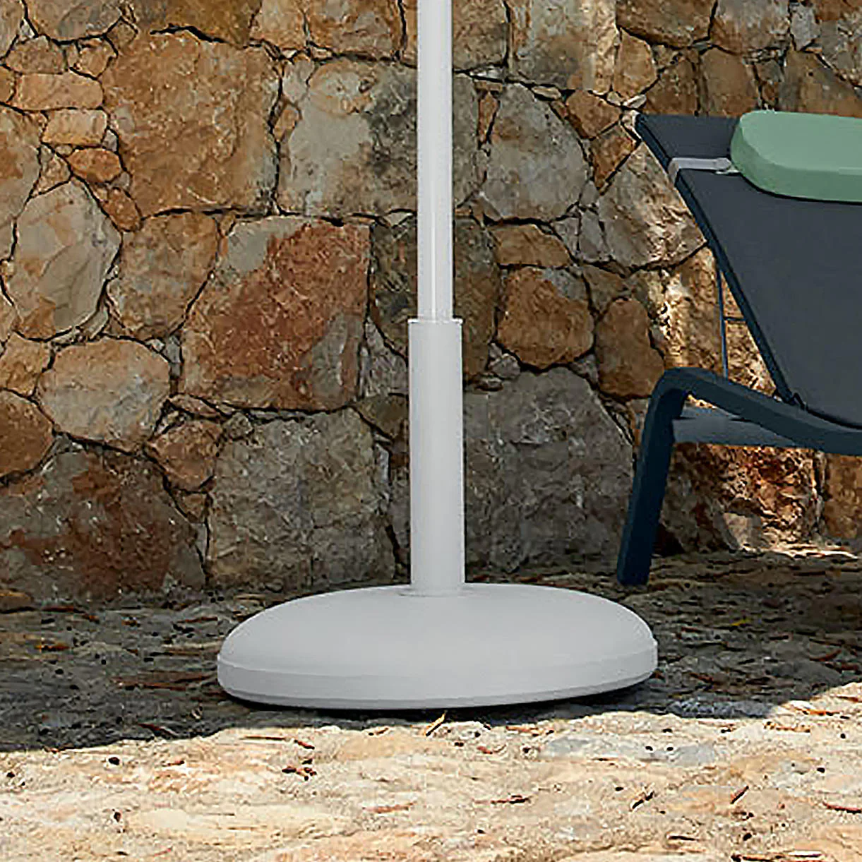 Fermob Concrete Base 30KG - Image 3