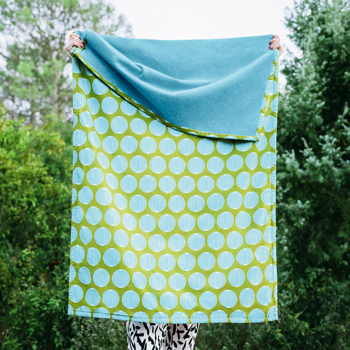 Kikoy Envie d'Ailleurs Terry Towel Throw - Image 3