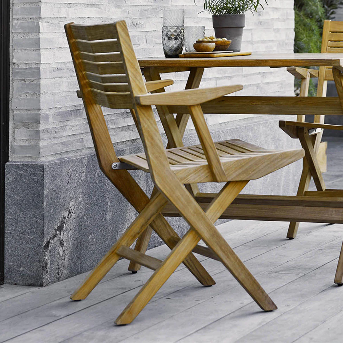 Flip Teak Folding Armchair