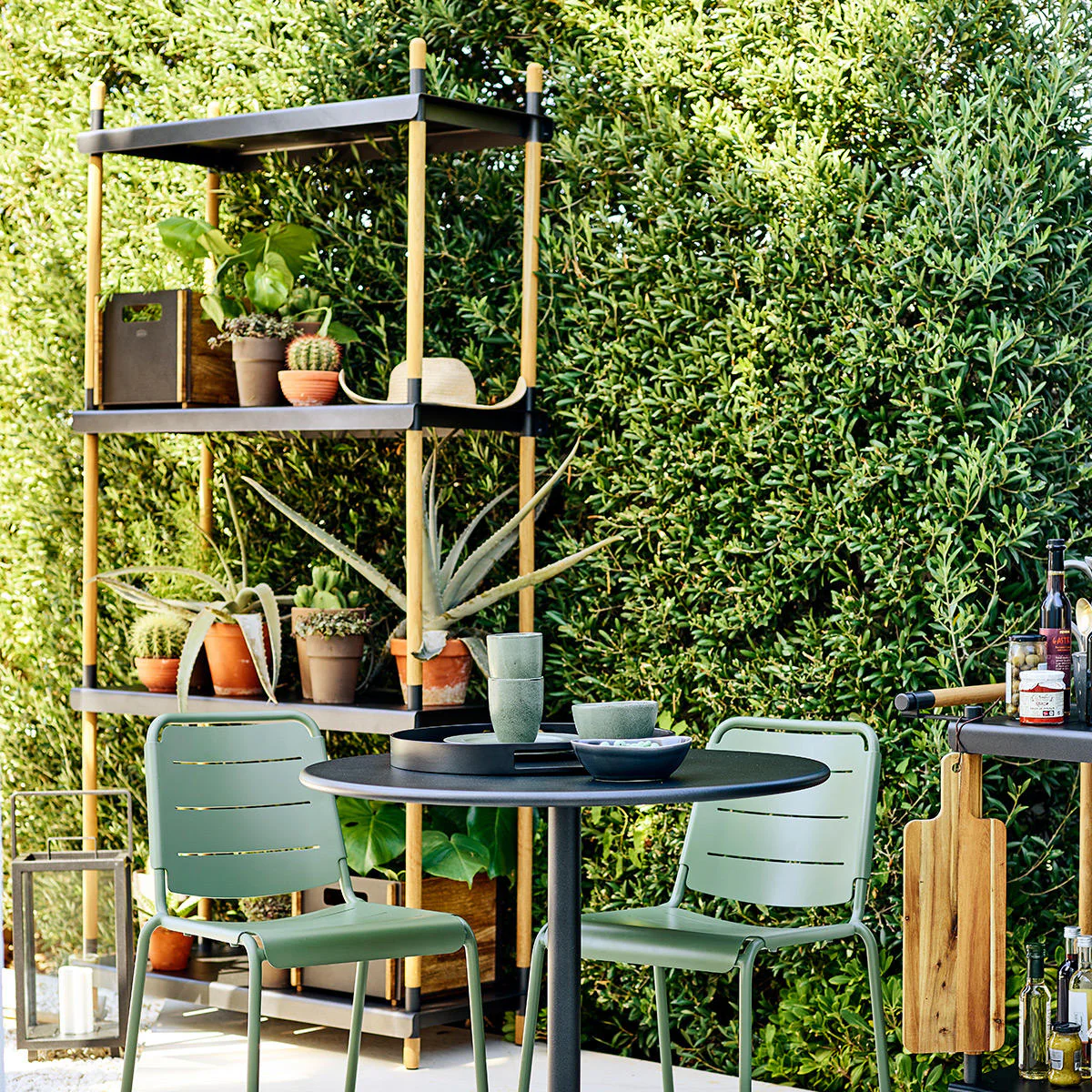 Frame Outdoor Tall Shelving System
