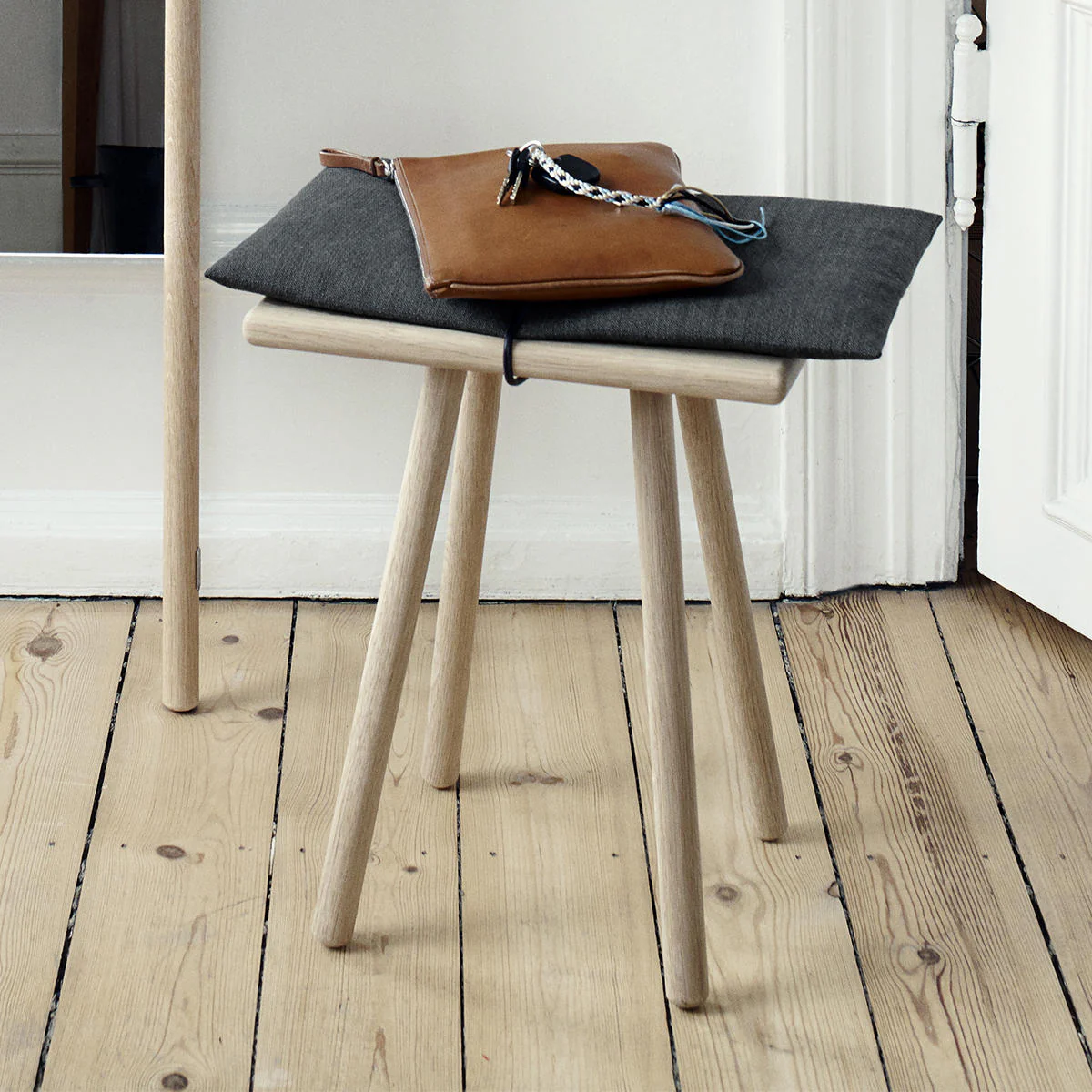 Georg Stool - Image 2