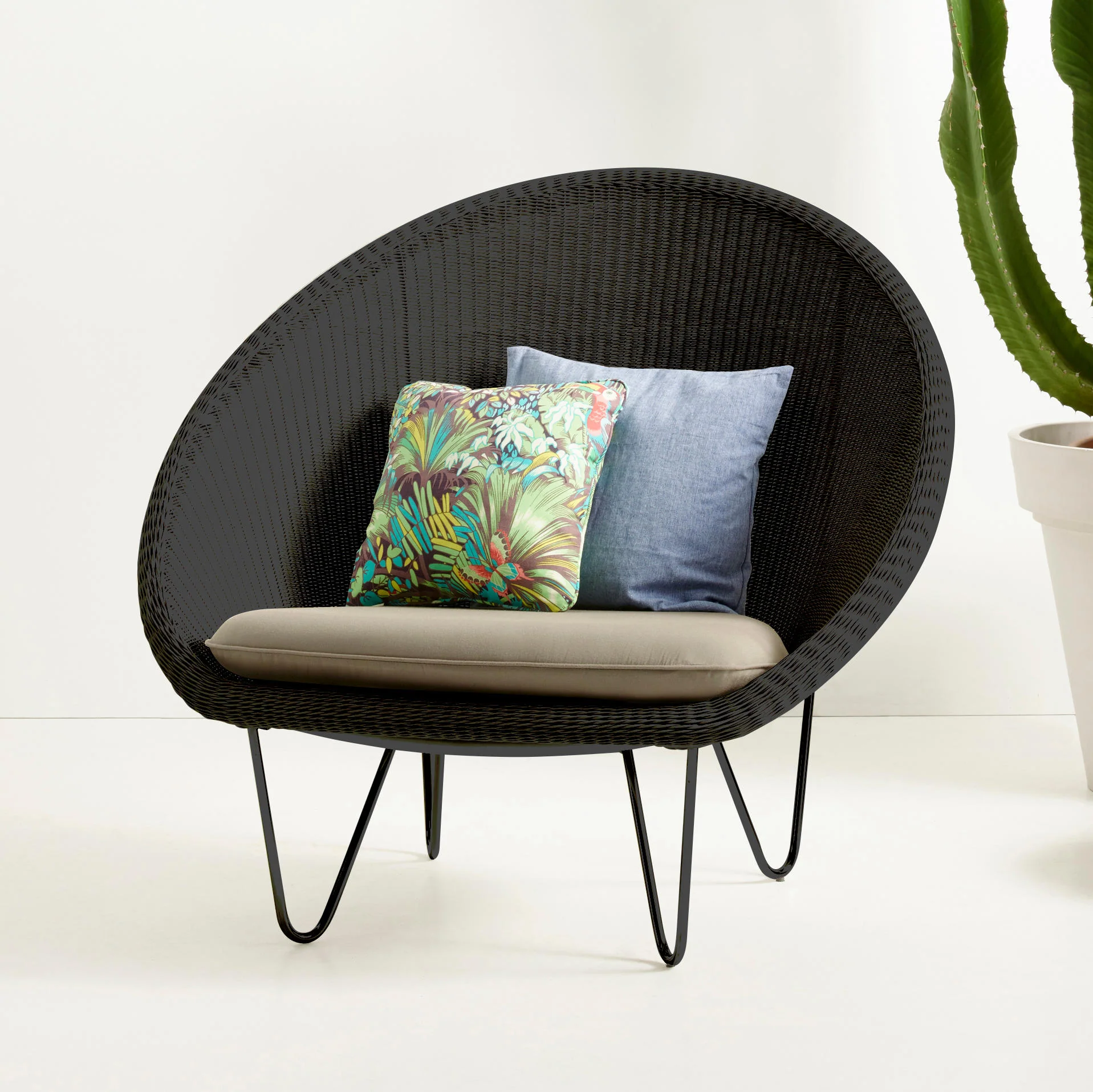 Gipsy Cocoon Chair