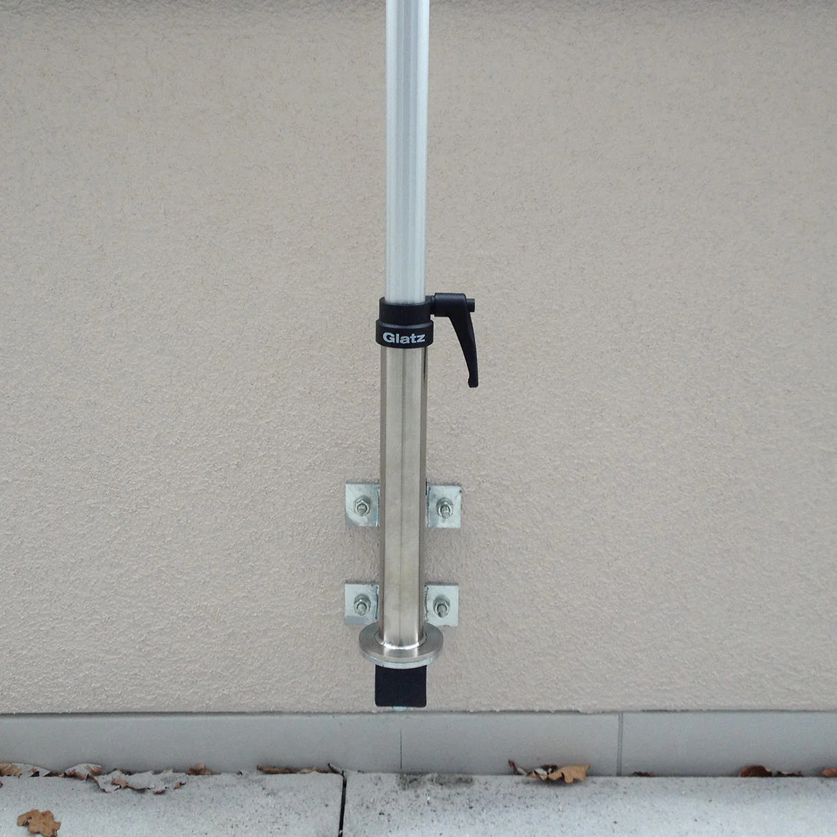 Glatz Parasol Wall Mounted Fixings - Image 5