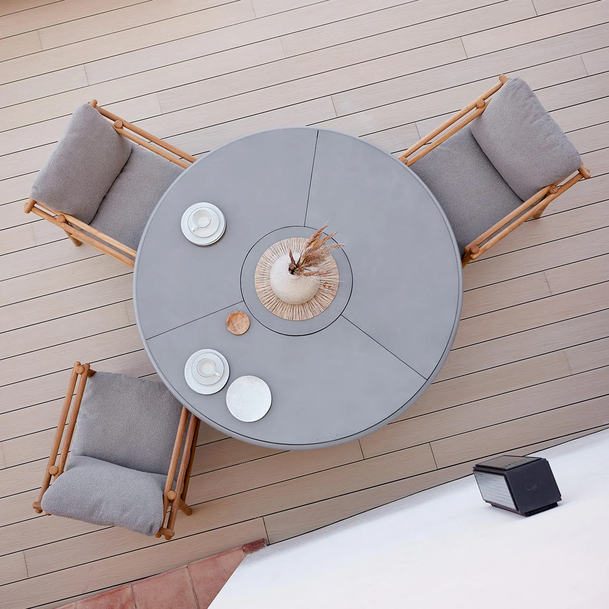 Glaze Round Dining Table - Image 3