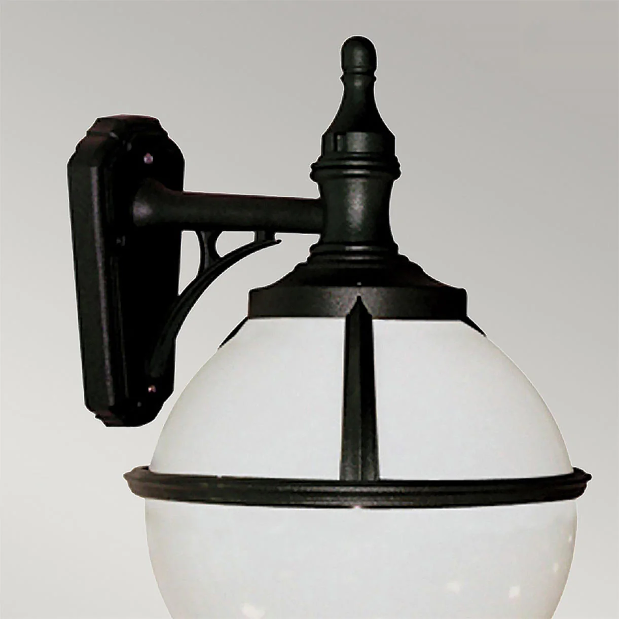 Glenbeigh Outdoor Wall Lantern - Image 3