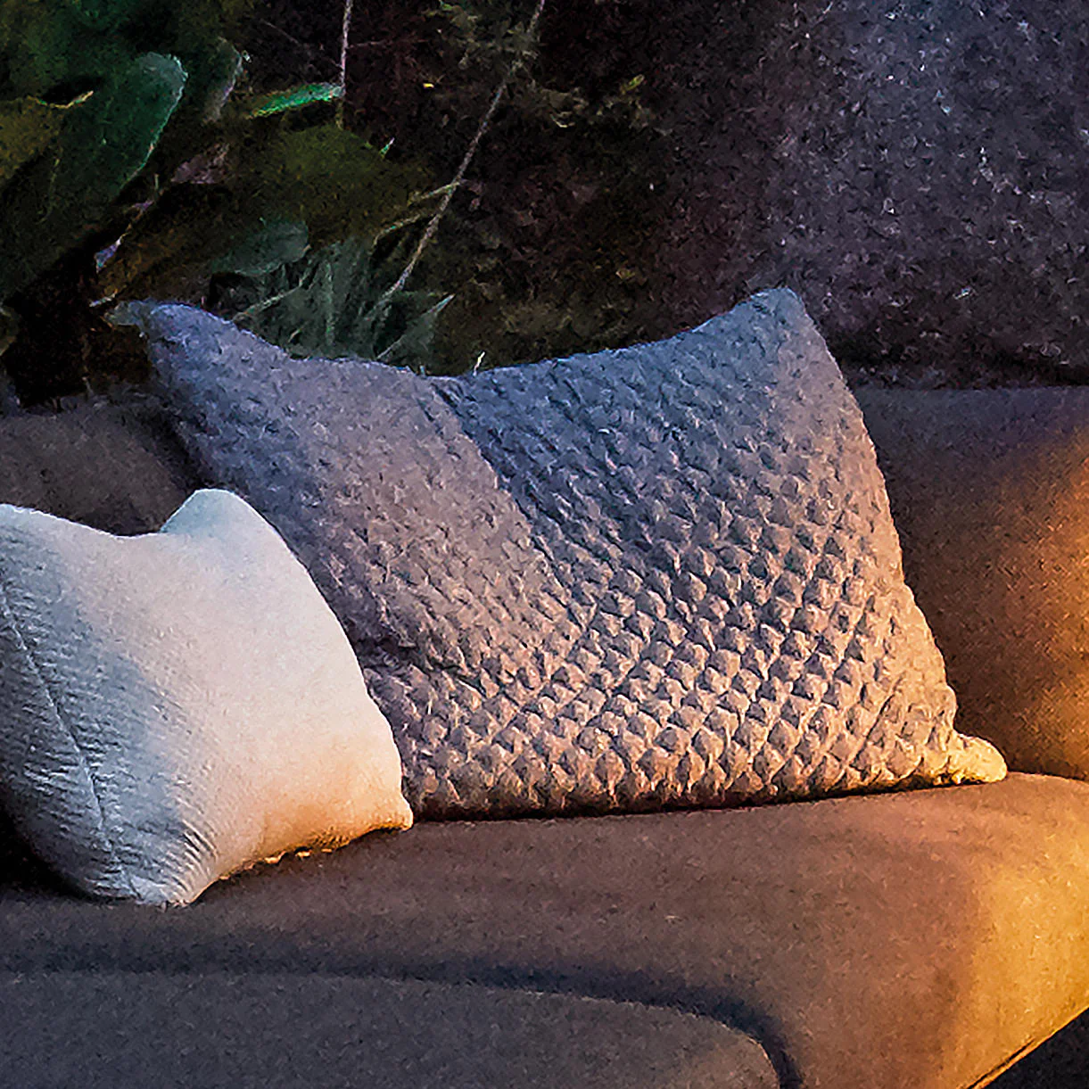 Gloster Oversized Relaxed Scatter Cushion - Image 3
