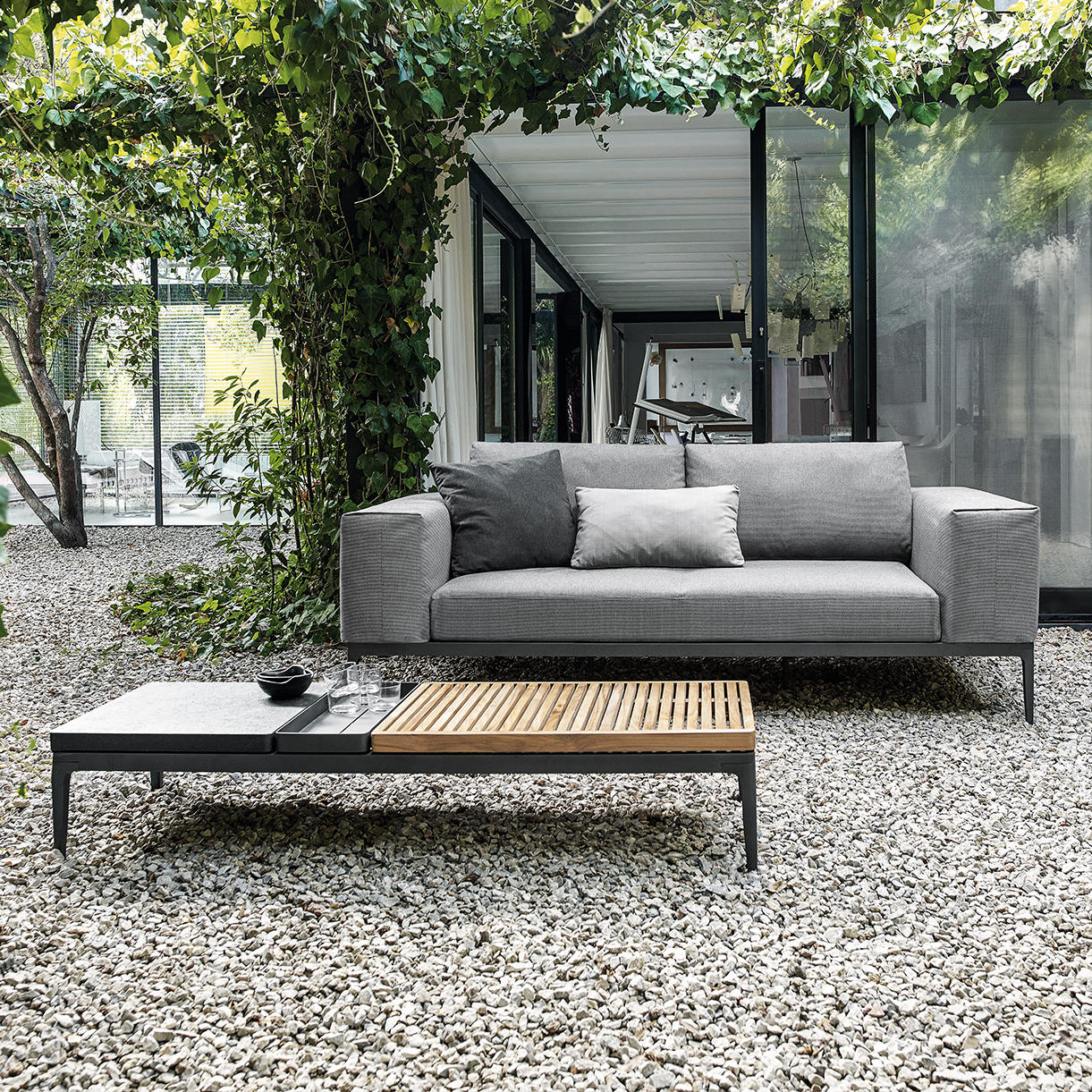 Grid Modular Sofa - Image 4
