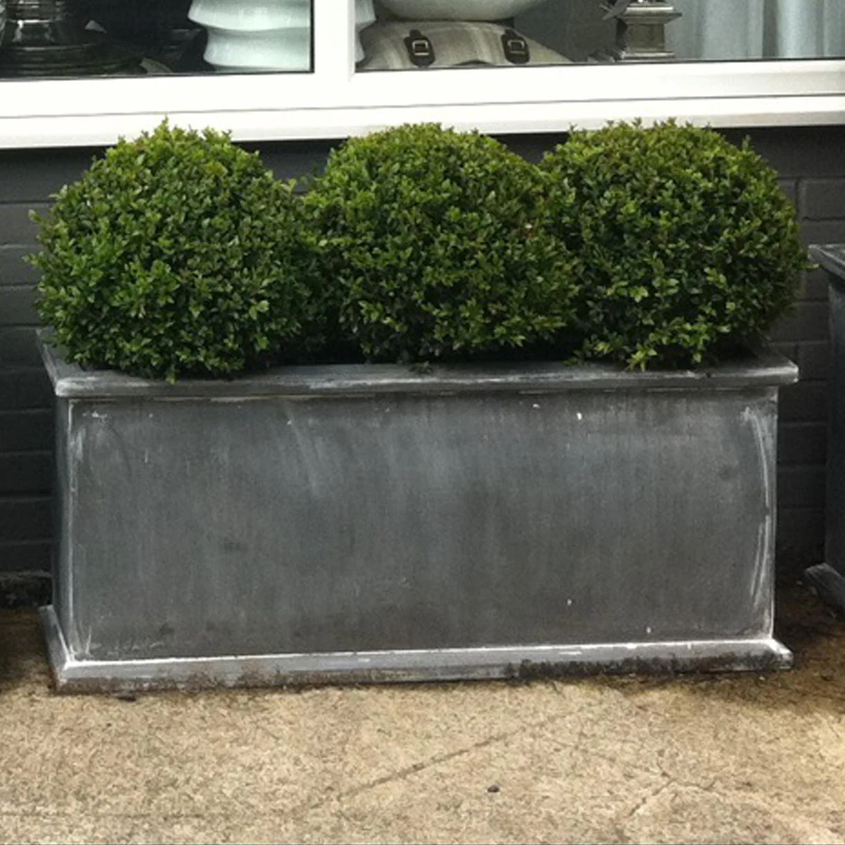 Grosvenor Trough - Image 2