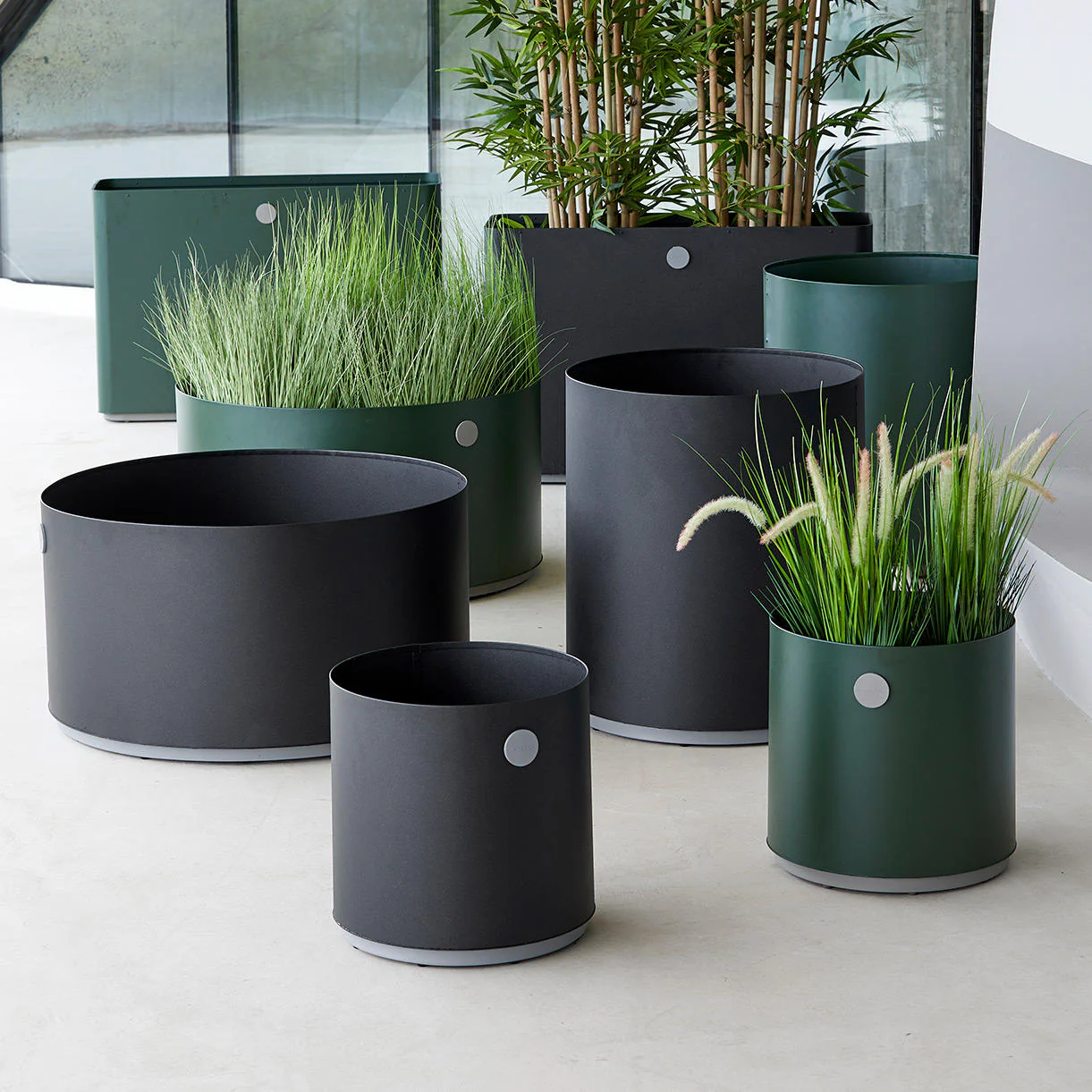 Grow Aluminium Round Planter