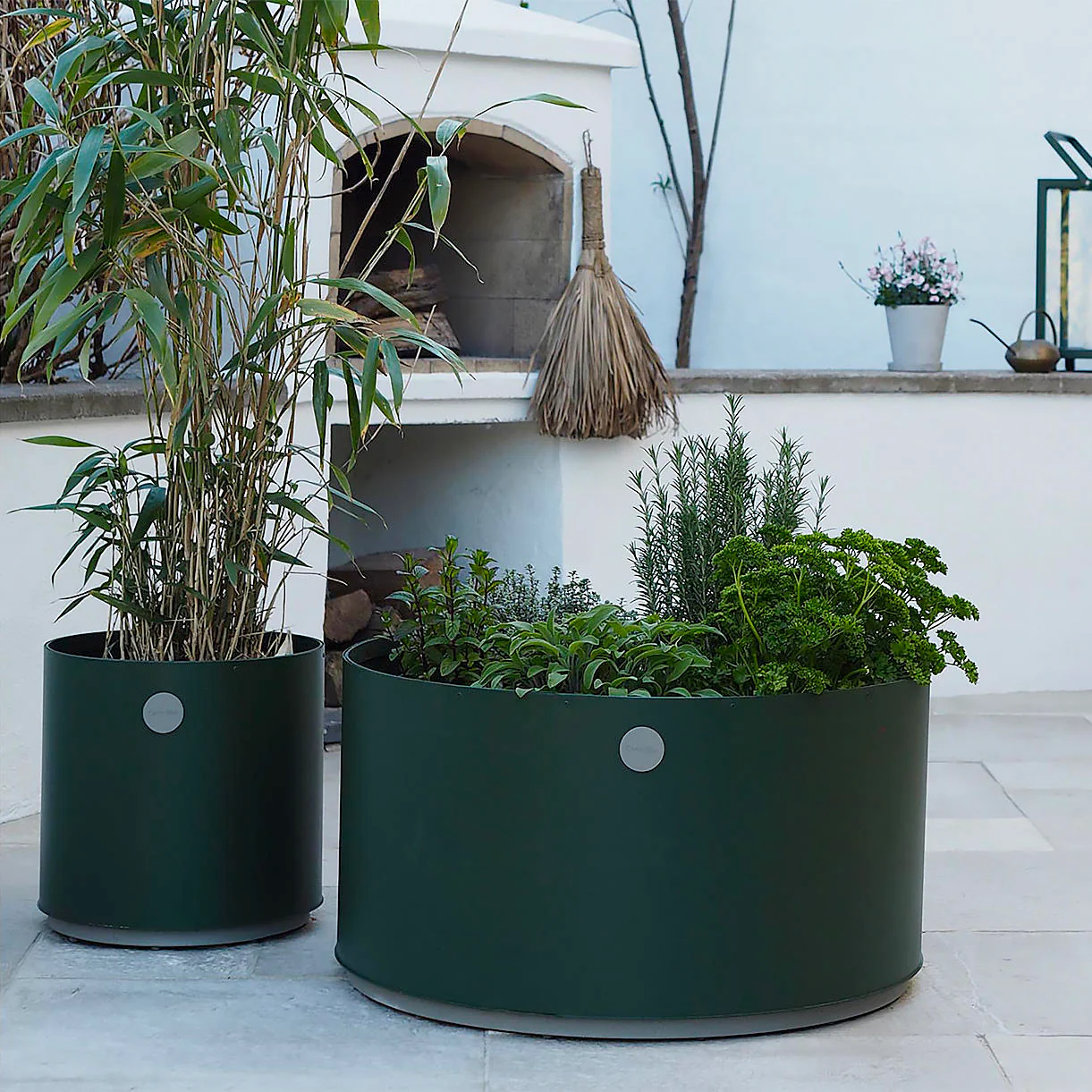 Grow Aluminium Round Planter - Image 2