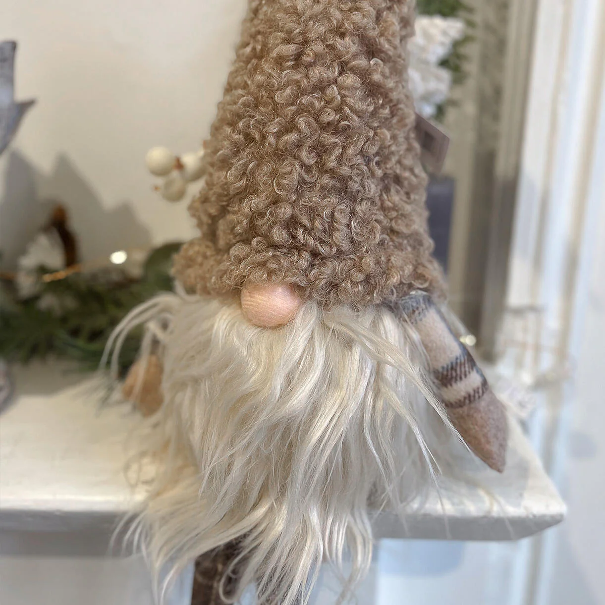 Haggis the Tartan Legged Tomte.