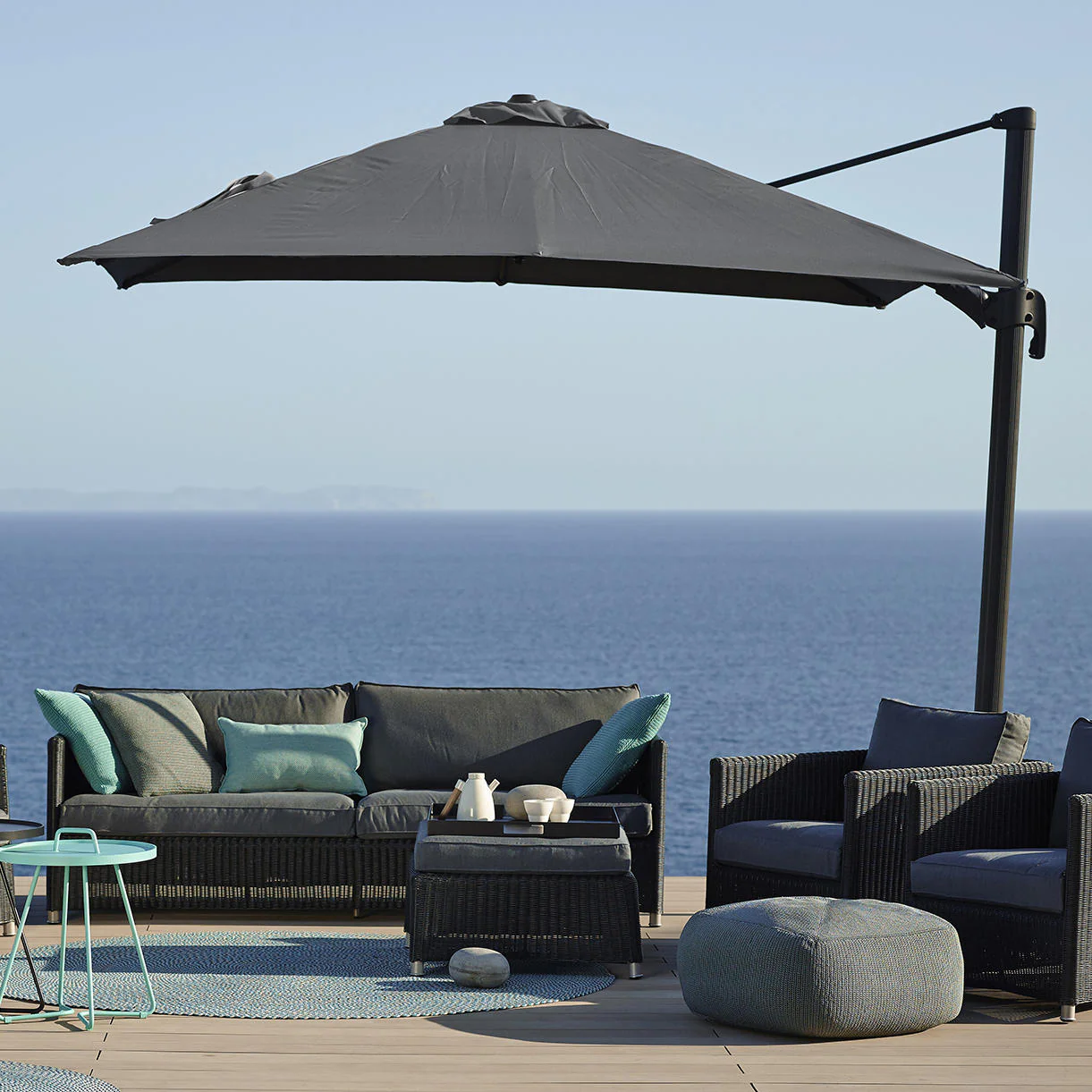 Hyde Luxe Parasol