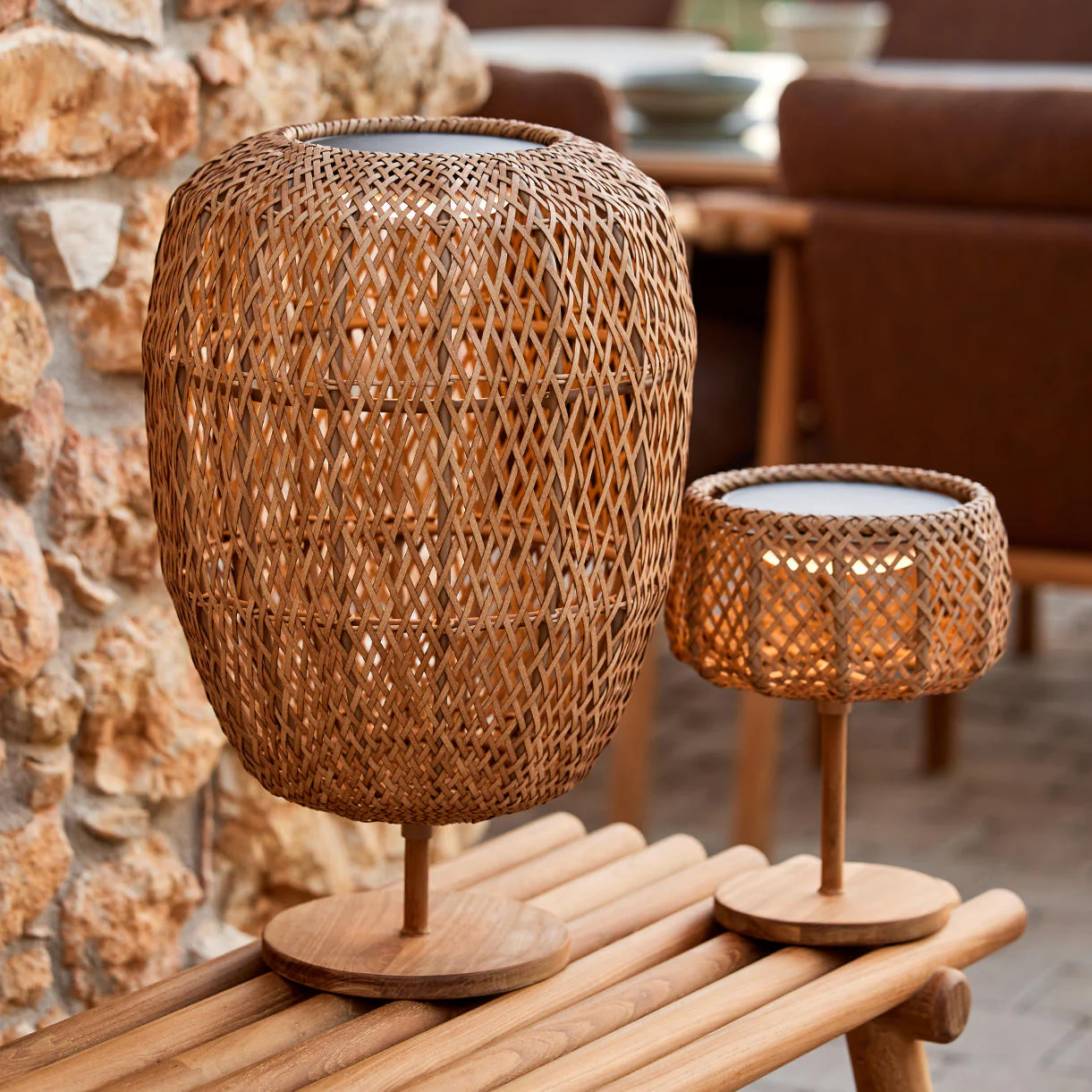 Illusion Glow Weave Solar Floor Lamp - Image 3