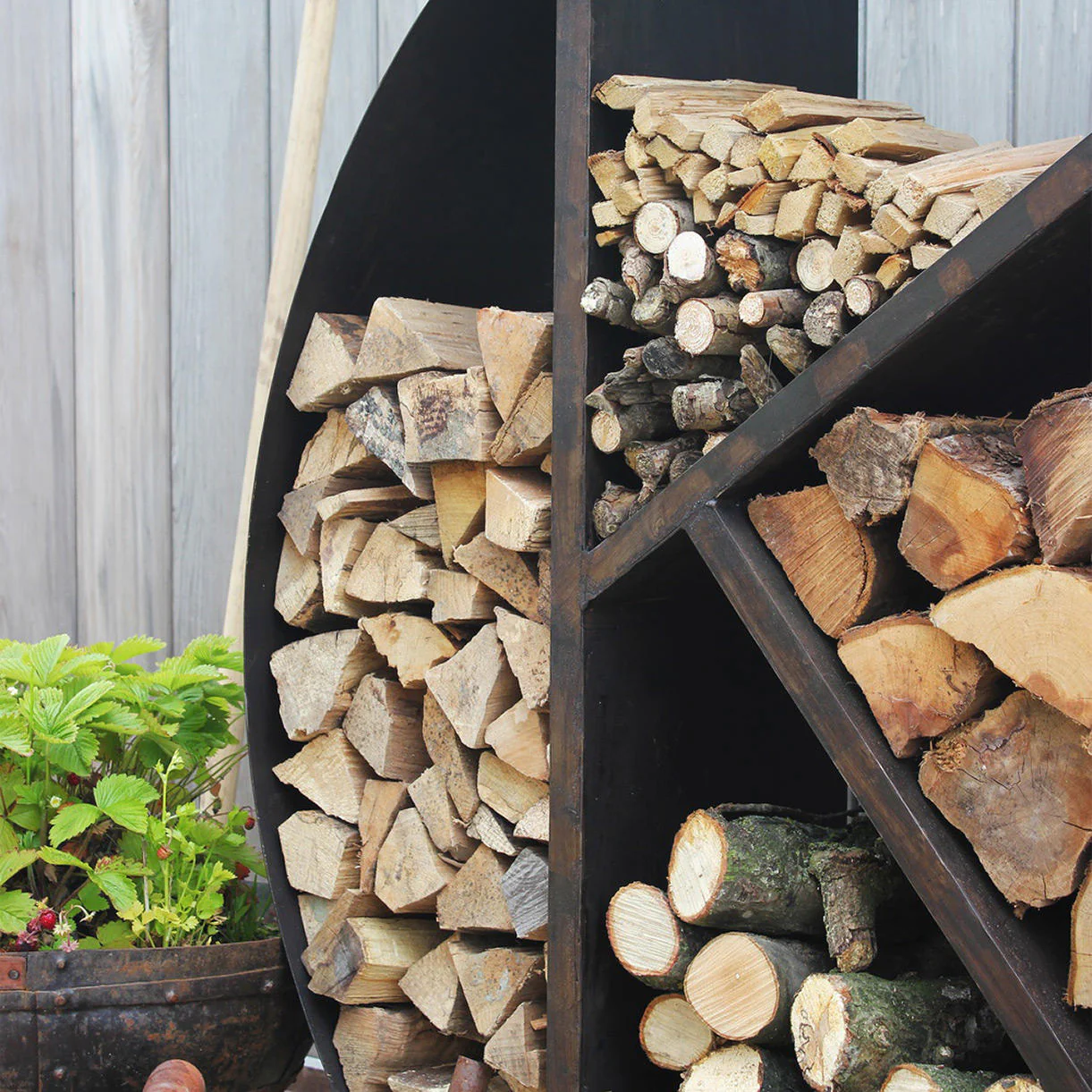 Kadai Heavy Metal Log Store - Image 2