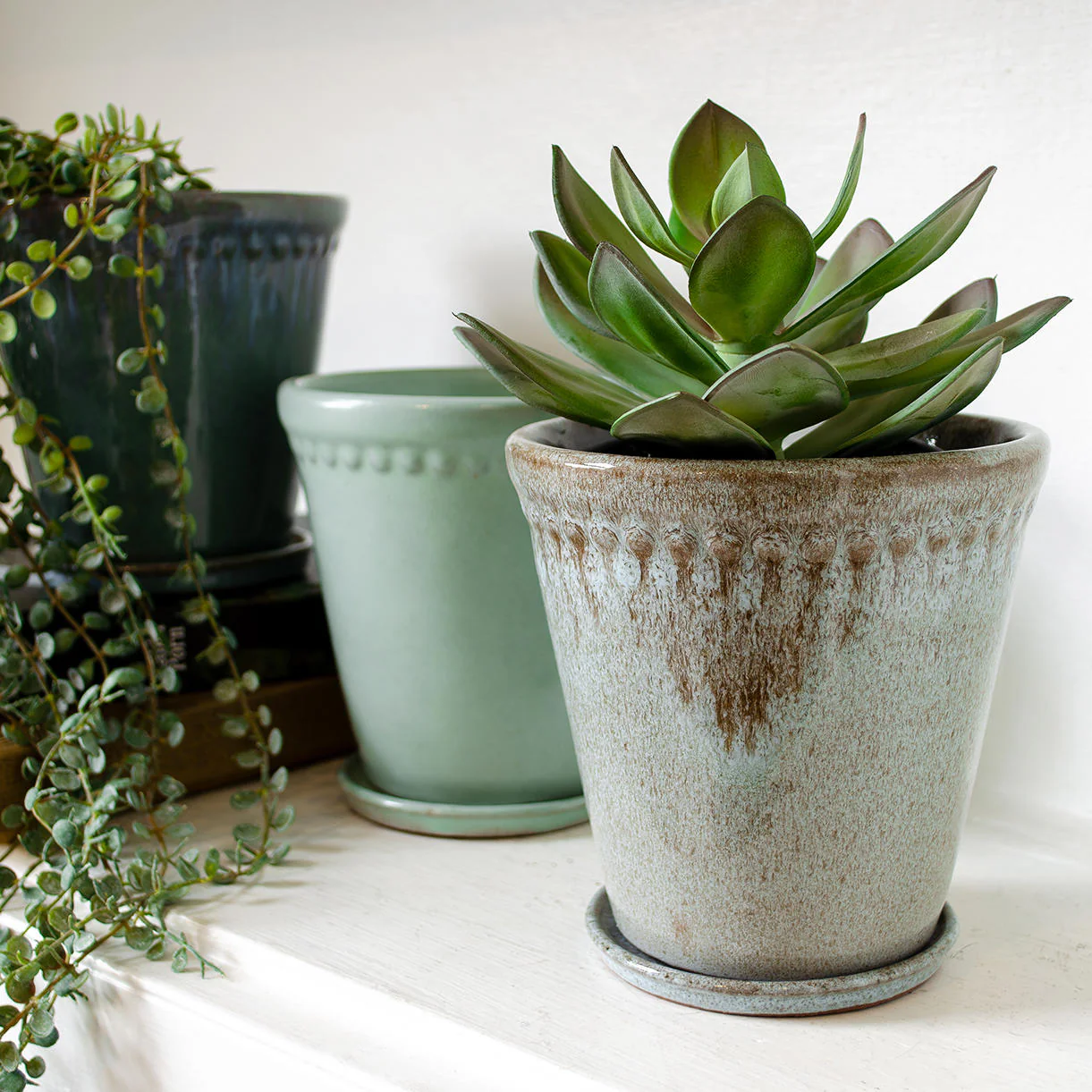 Lacepot Edged Glazed Plant Pot Mixed Blues