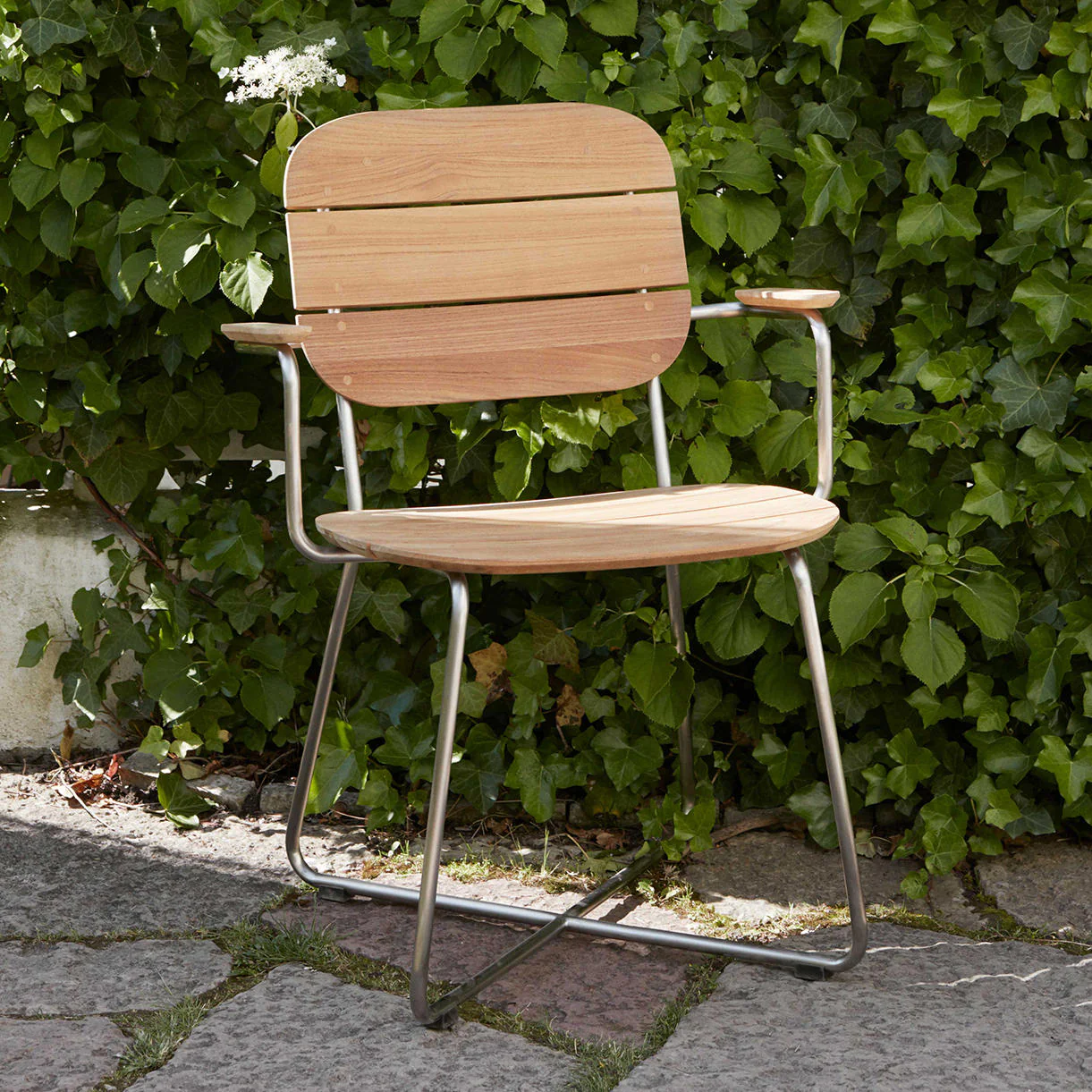 Lilium Armchair - Image 2