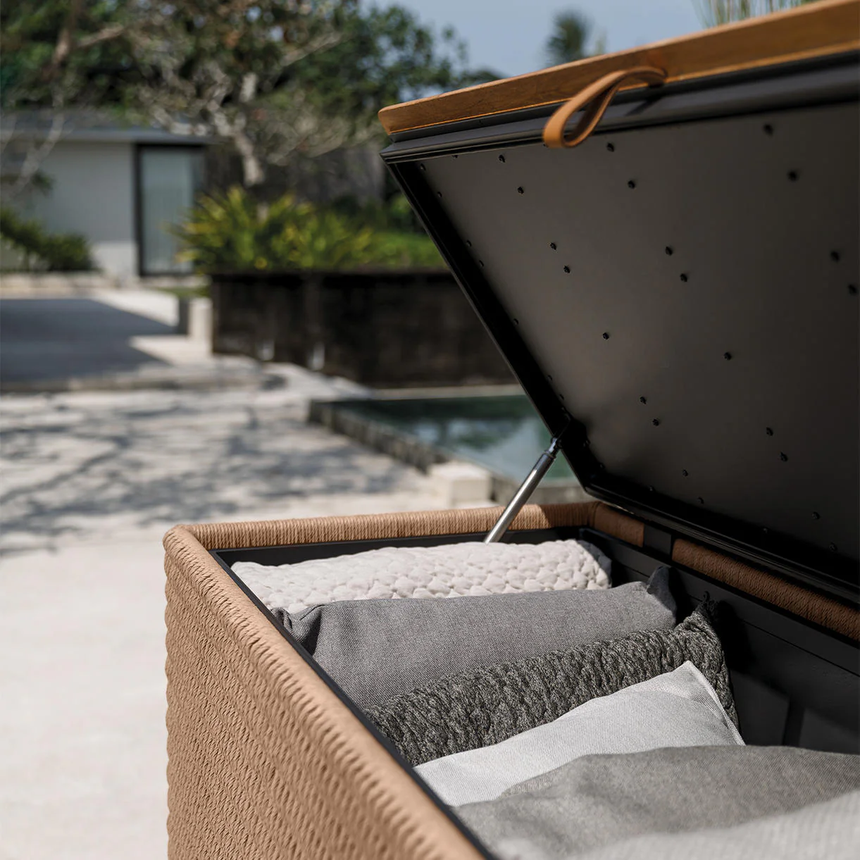 Lima Storage Chest - Image 2